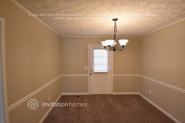 Building Photo - 2679 Forest Way NE