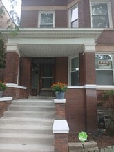 Building Photo - 7219 S Evans Ave
