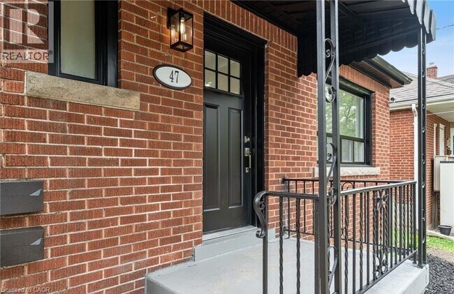 Building Photo - 47 MacDonald Ave