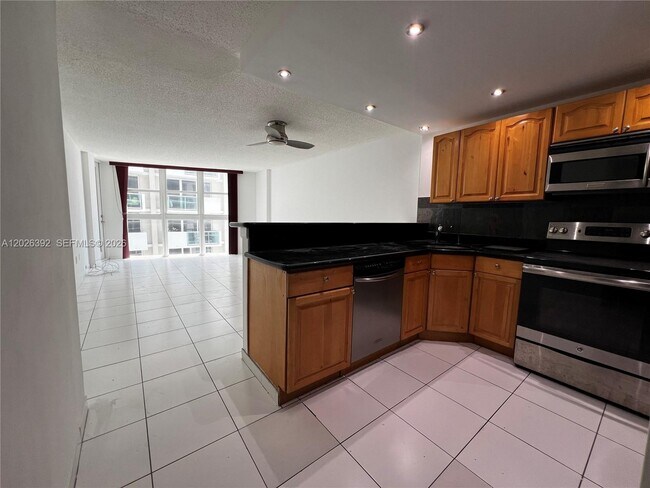 Foto del edificio - 1228 West Ave