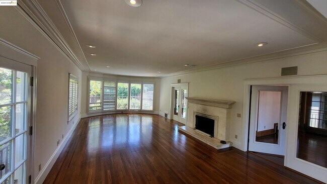 Foto del edificio - 139 Woodland Way