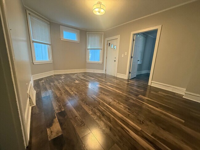 Foto del edificio - 4200 Whitman Ave