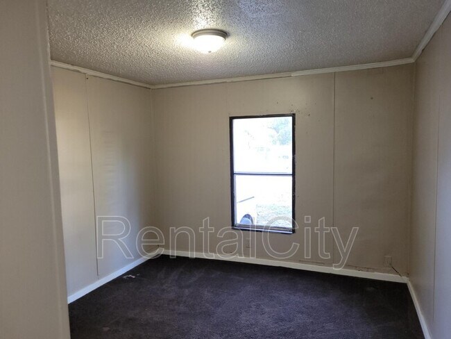 Foto del edificio - 220 Hawthorne Ave