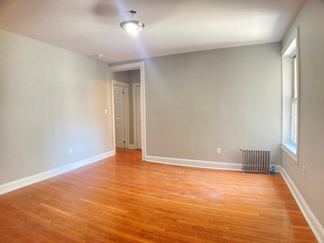 Primary Photo - 540-546 W 180th St