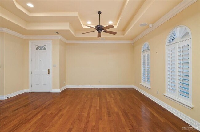 Building Photo - 12 Sunset Dr