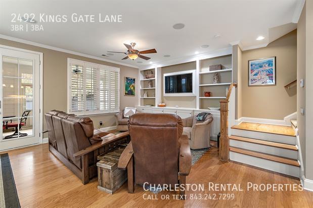 Foto del edificio - 2492 Kings Gate Ln