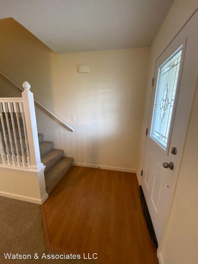 Building Photo - 3 br, 2.5 bath House - 104 Tarawa Terrace