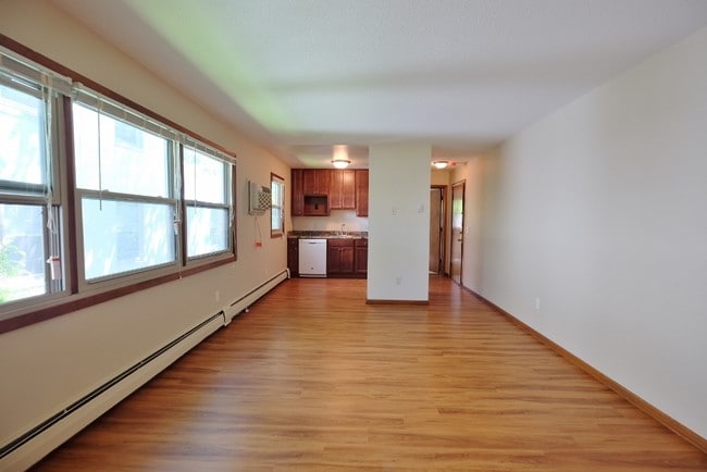 Building Photo - Bryant Ave Apartments | 3013