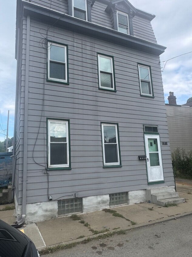 Photo - 1302 Basin Street