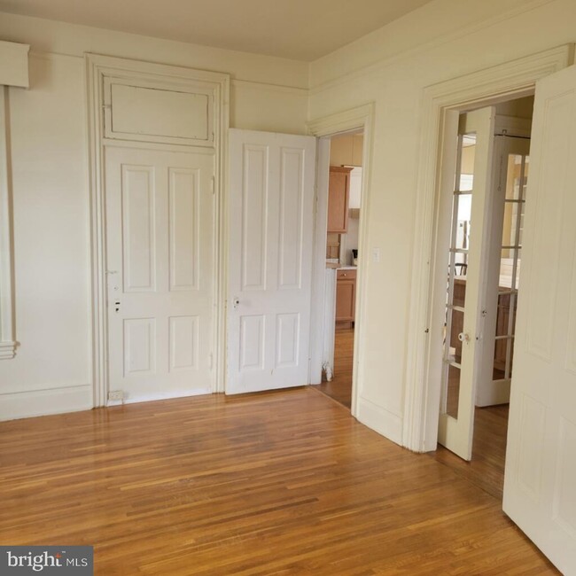 Building Photo - 30 3rd St