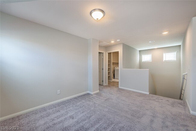 Building Photo - 8273 Palladium St