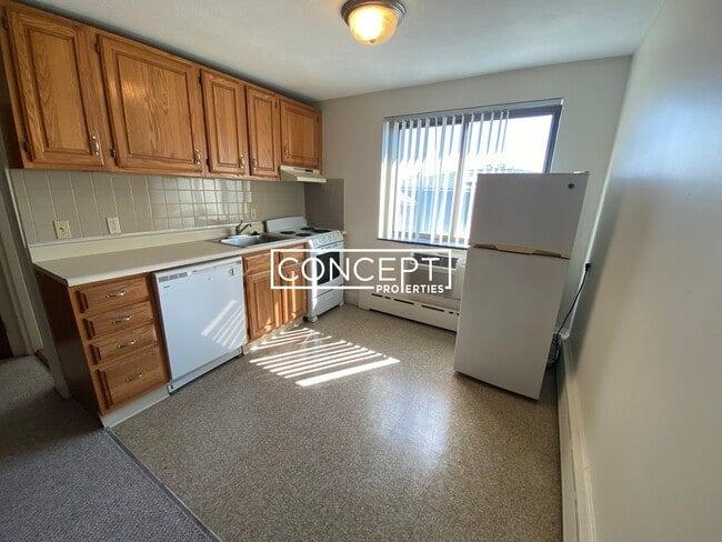 Building Photo - 9 Chester St