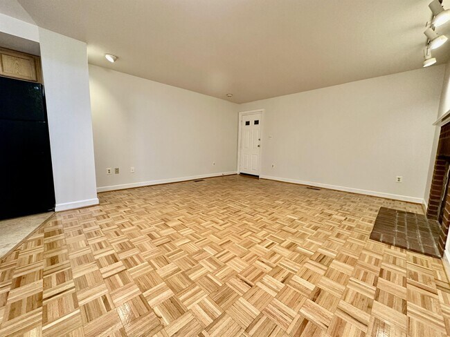 Foto del edificio - 921 Second St