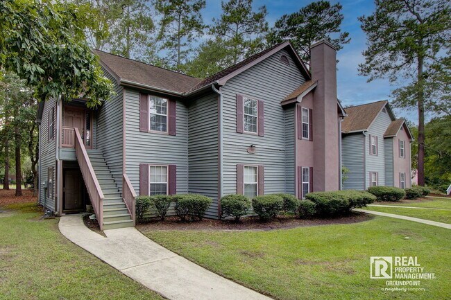 Building Photo - 7945 Parklane Ct