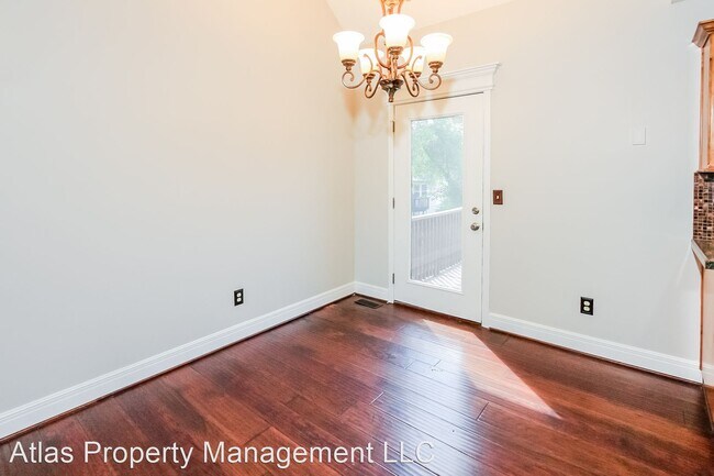 Foto del edificio - 4 br, 2 bath House - 11208 N Ditman Ave