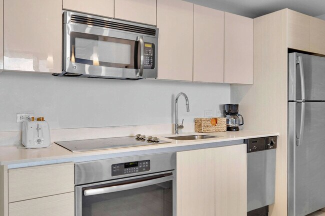 Foto del edificio - 1180 E Hallandale Beach Blvd