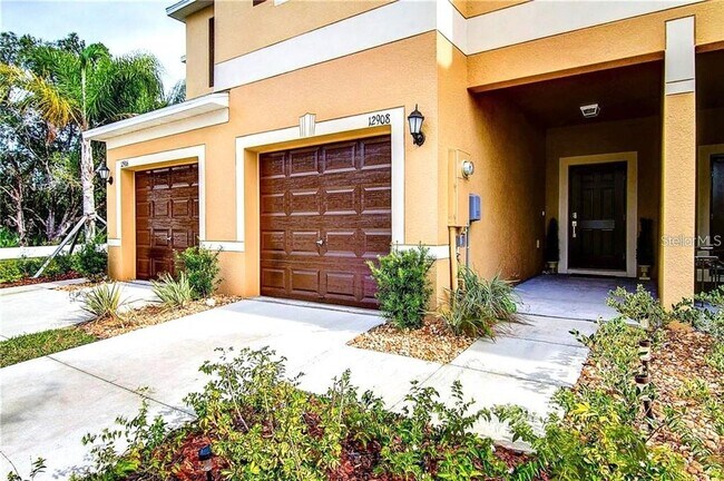 Building Photo - 12908 Utopia Gdns Wy