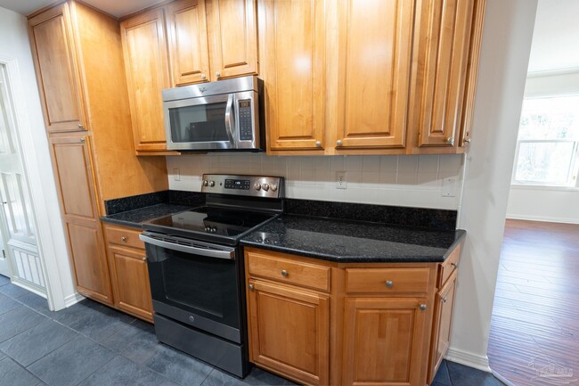 Foto del edificio - 802 Bayshore Dr