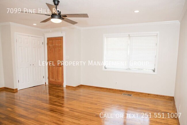 Foto del edificio - 7099 Pine Hill Rd-