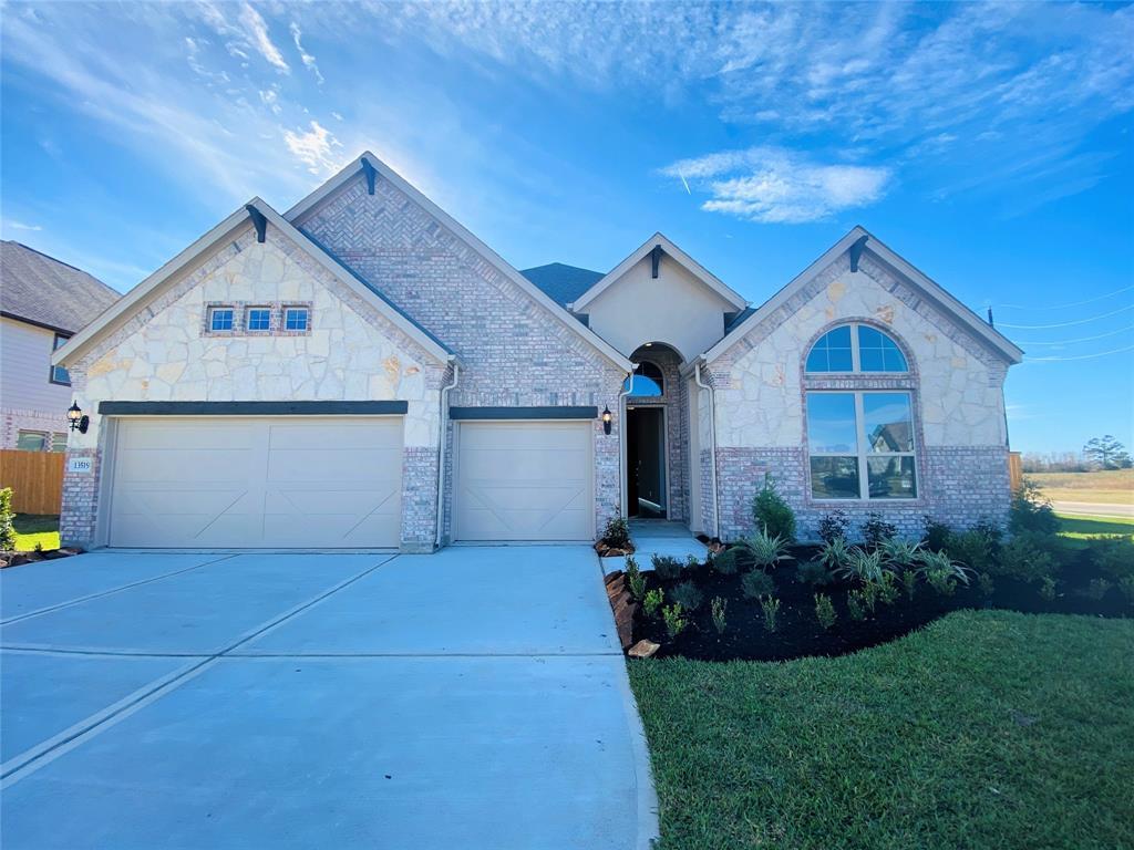 13519 Red Bloom Cir, Mont Belvieu, TX 77535 House Rental in Mont Belvieu, TX