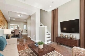 Building Photo - 1414 N Bond St