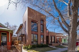 Building Photo - 2536 Glenarm Pl