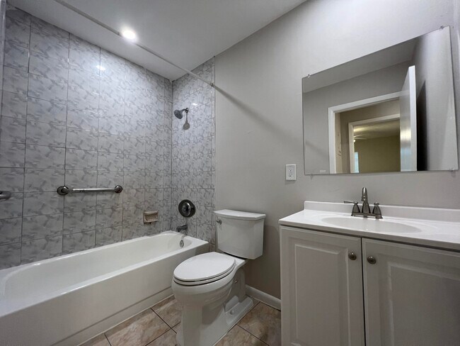 Foto del edificio - 908 14th St