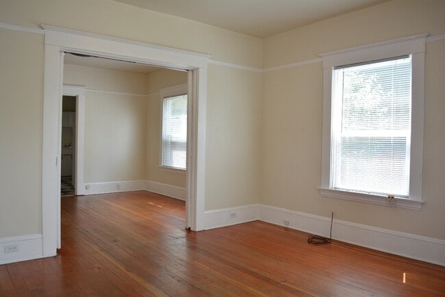 Photo - 3952 N Albina Ave Apartment