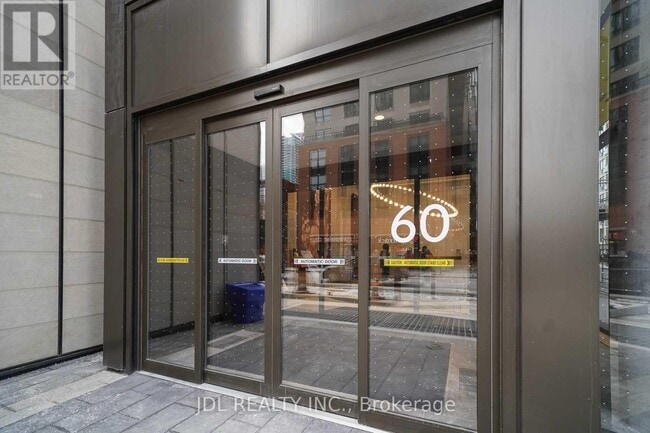 Building Photo - 60 Shuter St