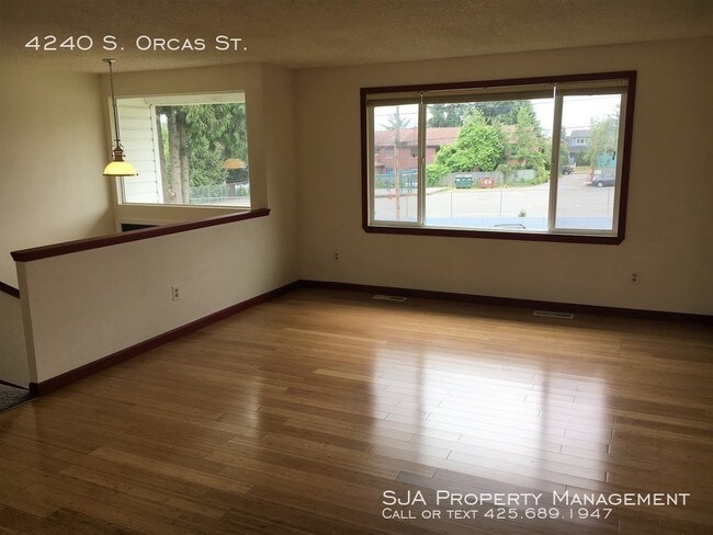 Foto del edificio - 4240 S Orcas St