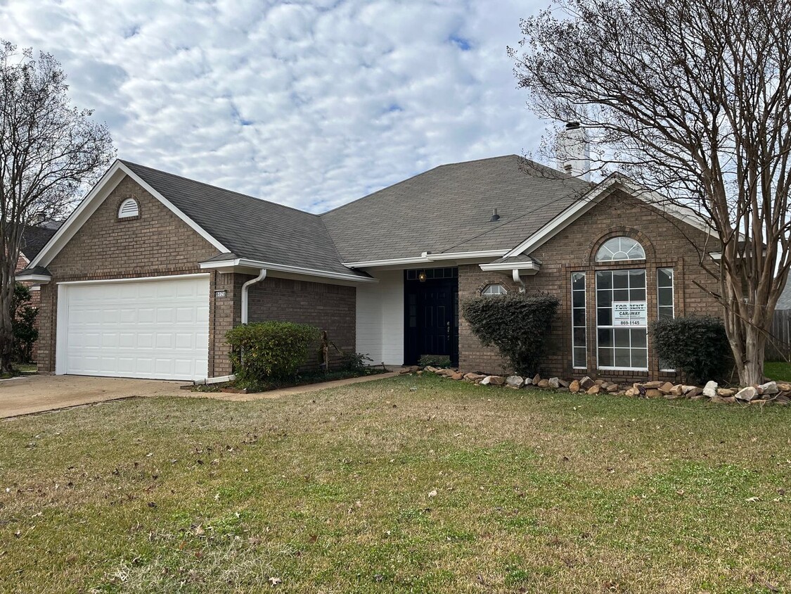 Primary Photo - Off Shed Road in Bossier City