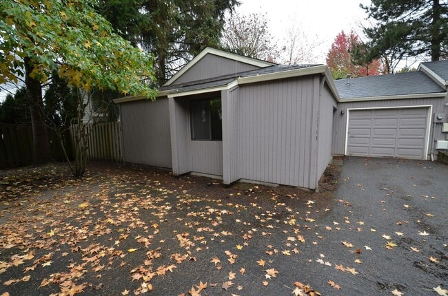 Photo - 12304 SW Sussex Street House
