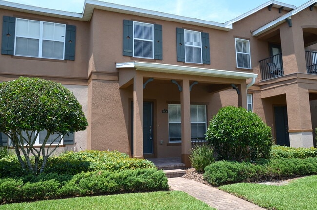 Nice 3/2.5 Townhouse in Enclave at Moss Pa... - Nice 3/2.5 Townhouse in Enclave at Moss Pa...