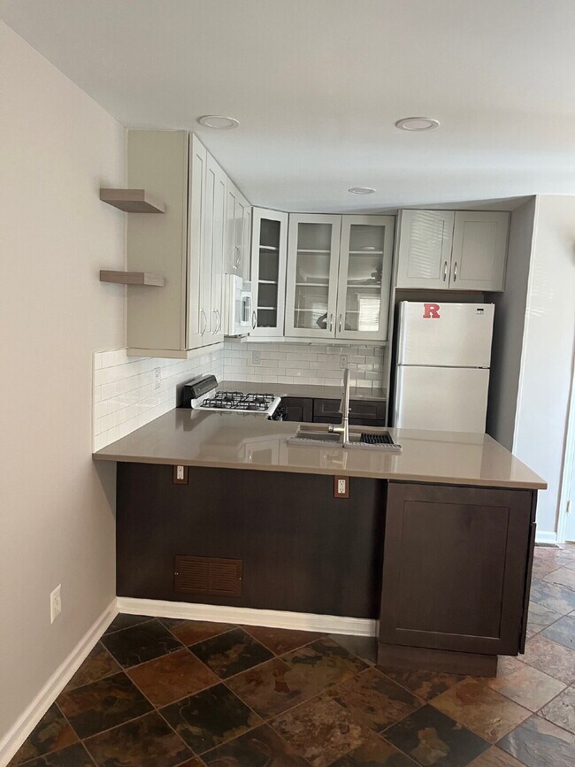 Foto del edificio - "Charming 2-Bed Retreat with Modern Comfor...