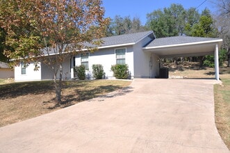 Building Photo - 1702 Anaconda Trail