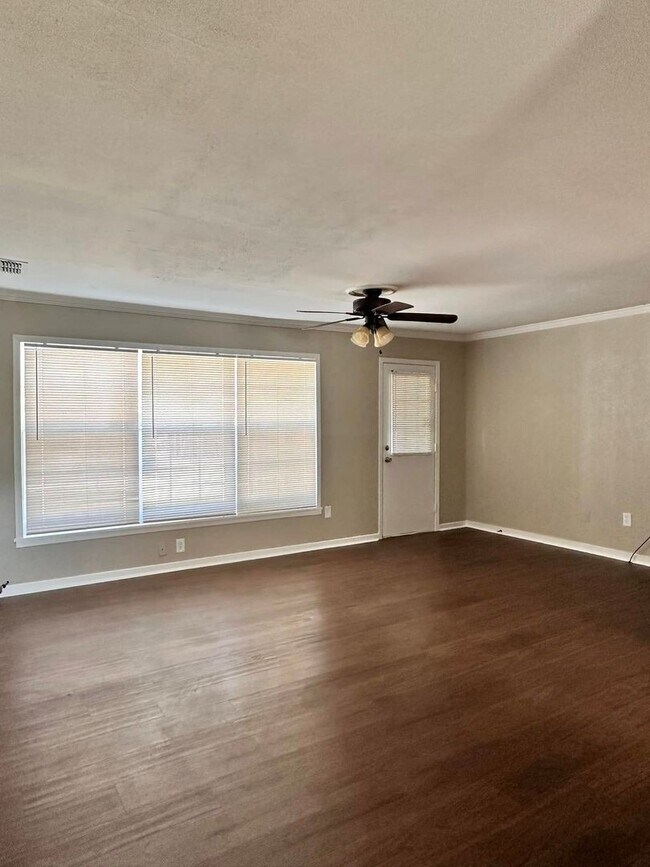 Foto del edificio - 3 Bedroom 2 bath in Faith Village