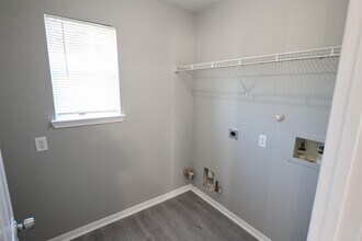 Building Photo - 19634 Buckland Park Dr