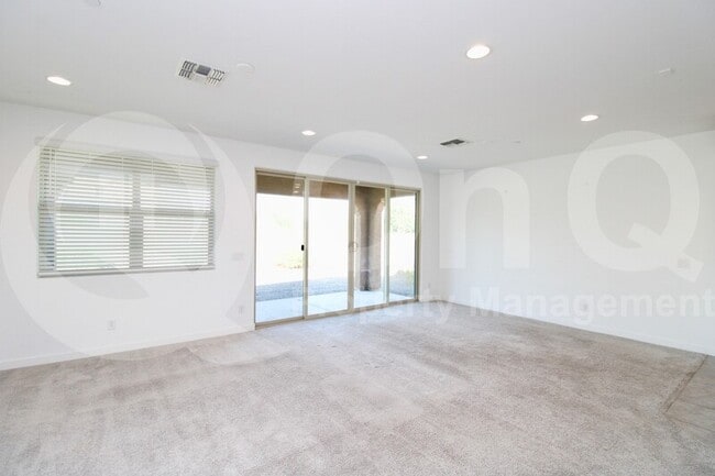 Building Photo - 12546 W Calle De Baca