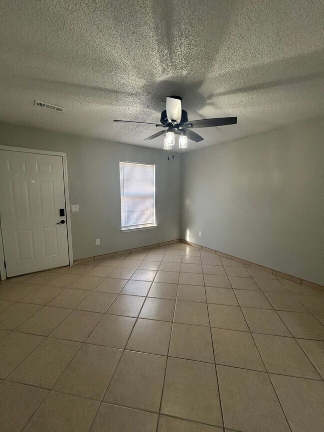 Foto del edificio - 3302 SW Landau Ct