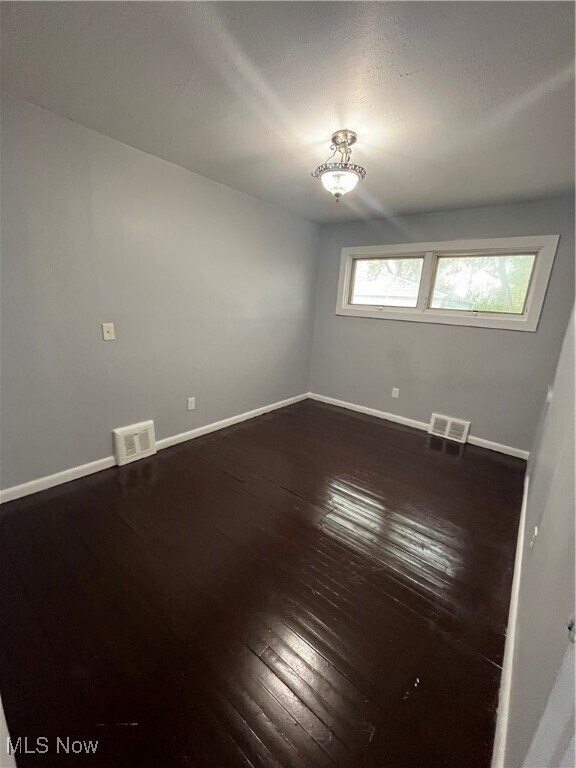 Foto del edificio - 15403 Remora Blvd