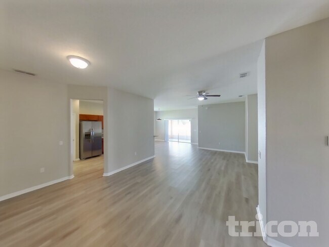 Building Photo - 10744 Carloway Hills Dr