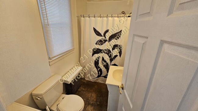 Foto del edificio - 2 BR, 1 Bath in Central School District wi...