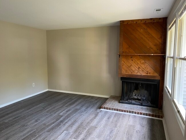 Foto del edificio - 7708 Crown Crest Ct