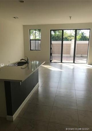 Foto del edificio - 10430 NW 58th Terrace