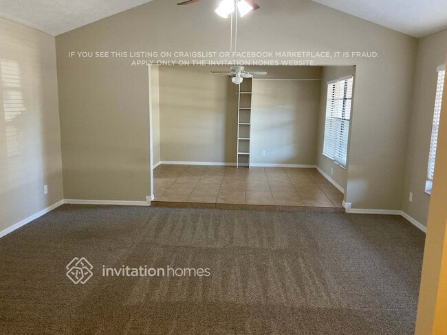 Building Photo - 3815 Scovill Ln