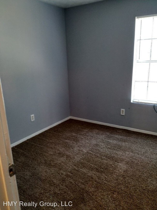 Building Photo - 3 br, 2 bath House - 6176 Creekford Dr.
