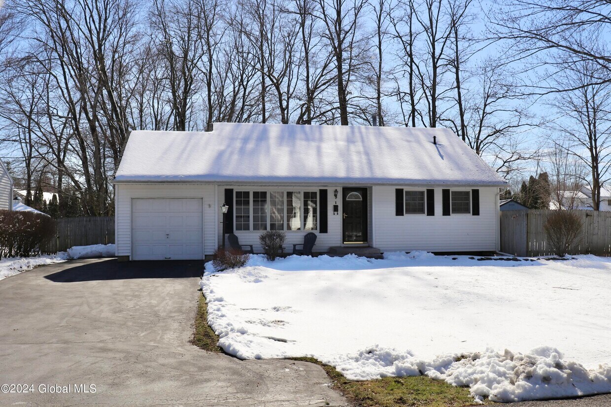 Primary Photo - 1 Bossi Ln