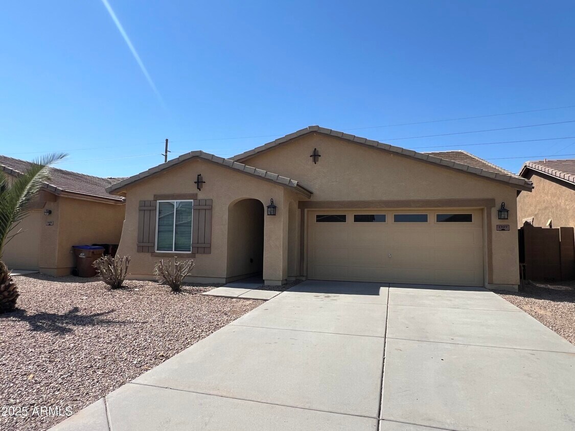 Foto principal - 1397 E Mayfield Dr