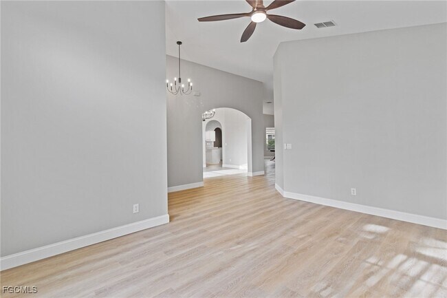 Foto del edificio - 16905 Colony Lakes Blvd