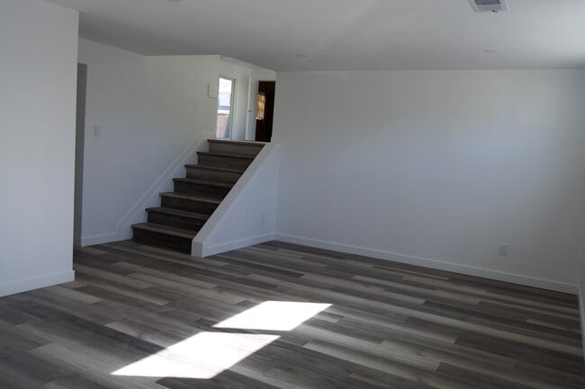 Building Photo - 8585 E Costilla Pl